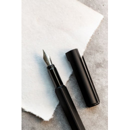 Ручка перьевая PF One, черная